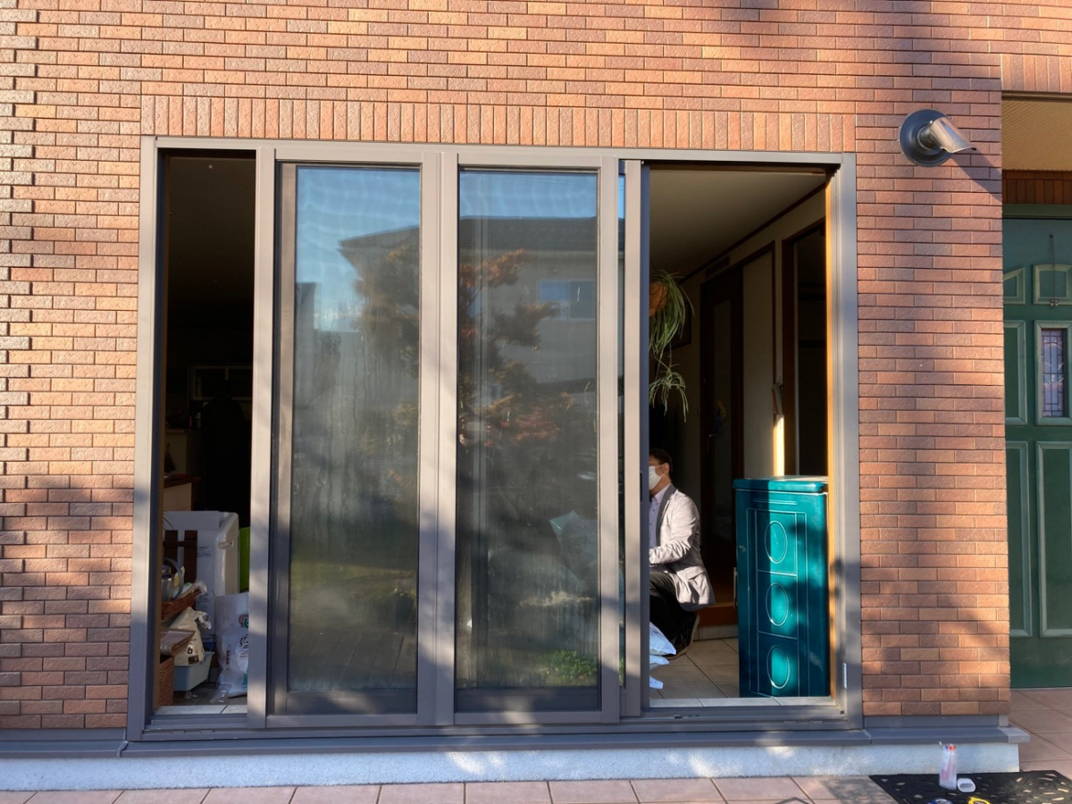 ネットアスの［安曇野市］外窓交換（ハツリ工法）＊TWの施工前の写真1
