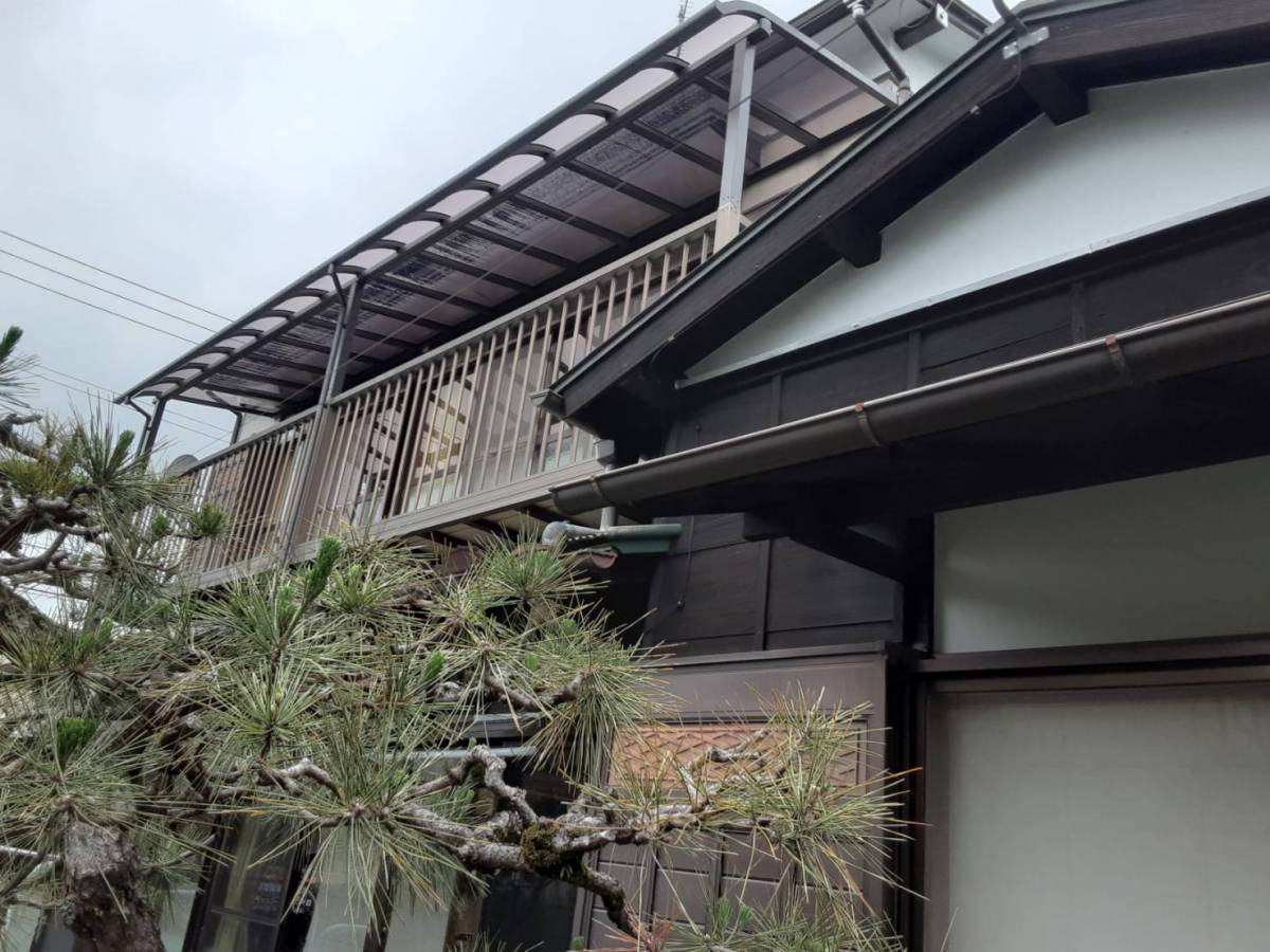 大成トーヨー住器のテラス屋根工事|テラスVS|LIXIL|風に強いテラス|小田原市|の施工後の写真2